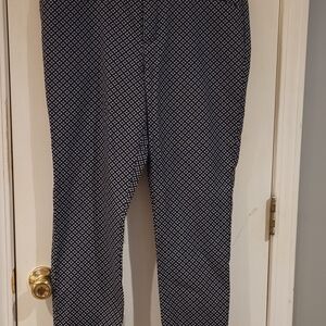 GAP Navy and White Patterned Cropped Pants